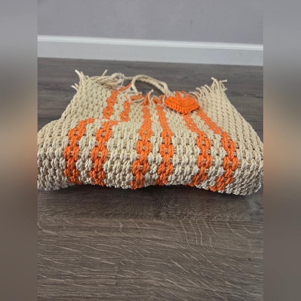 Haute Hippie Woven Tote NEW - Picture 6 of 6